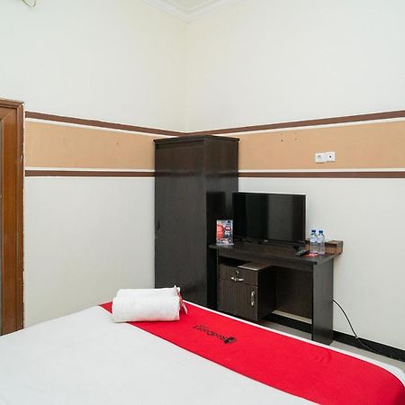 Reddoorz Syariah Near Marvel City Mall 2 Surabaya Exterior photo