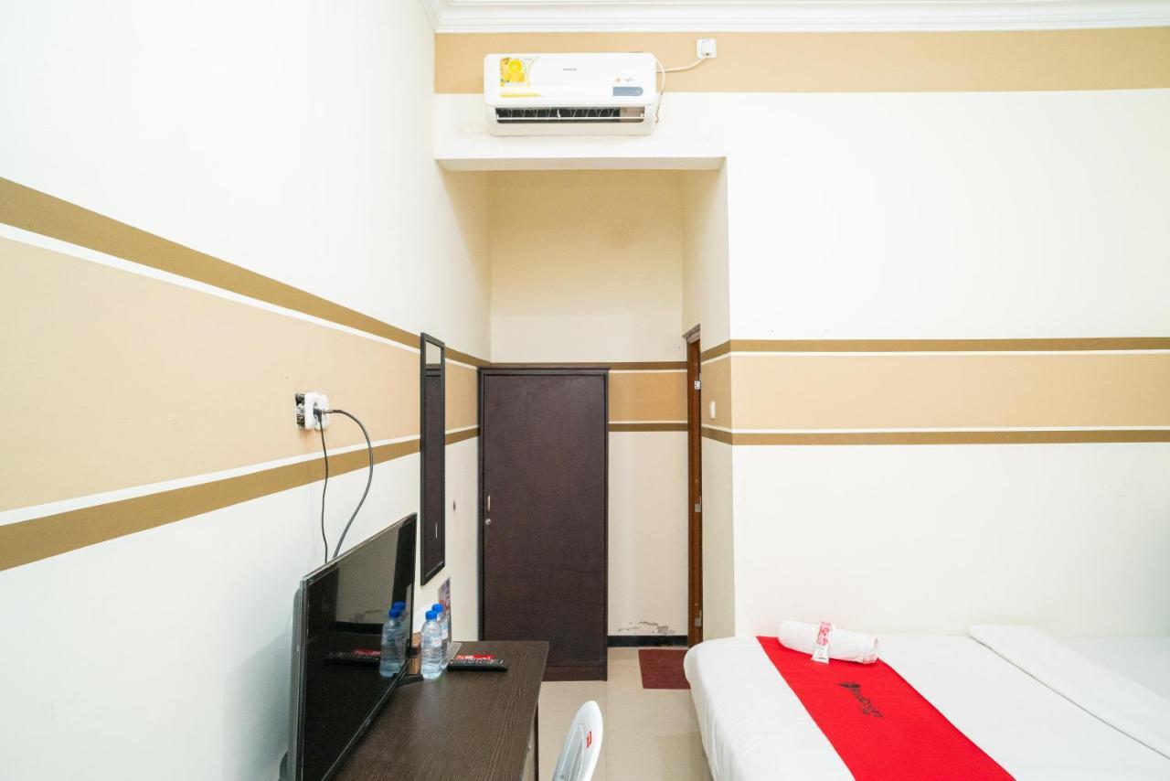 Reddoorz Syariah Near Marvel City Mall 2 Surabaya Exterior photo