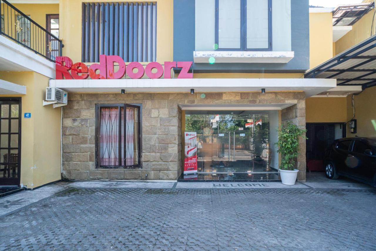 Reddoorz Syariah Near Marvel City Mall 2 Surabaya Exterior photo